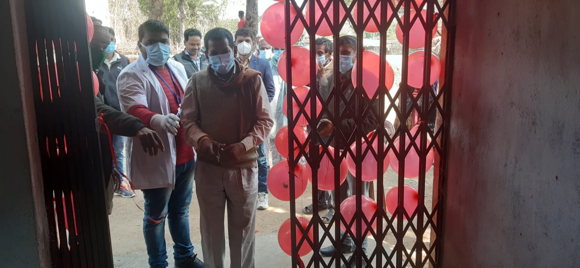 The Khoto health camp opens with local representatives and a doctor